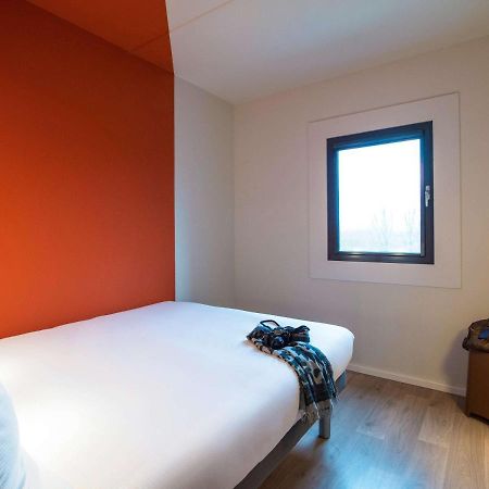 Ibis Budget Stein Maastricht Εξωτερικό φωτογραφία